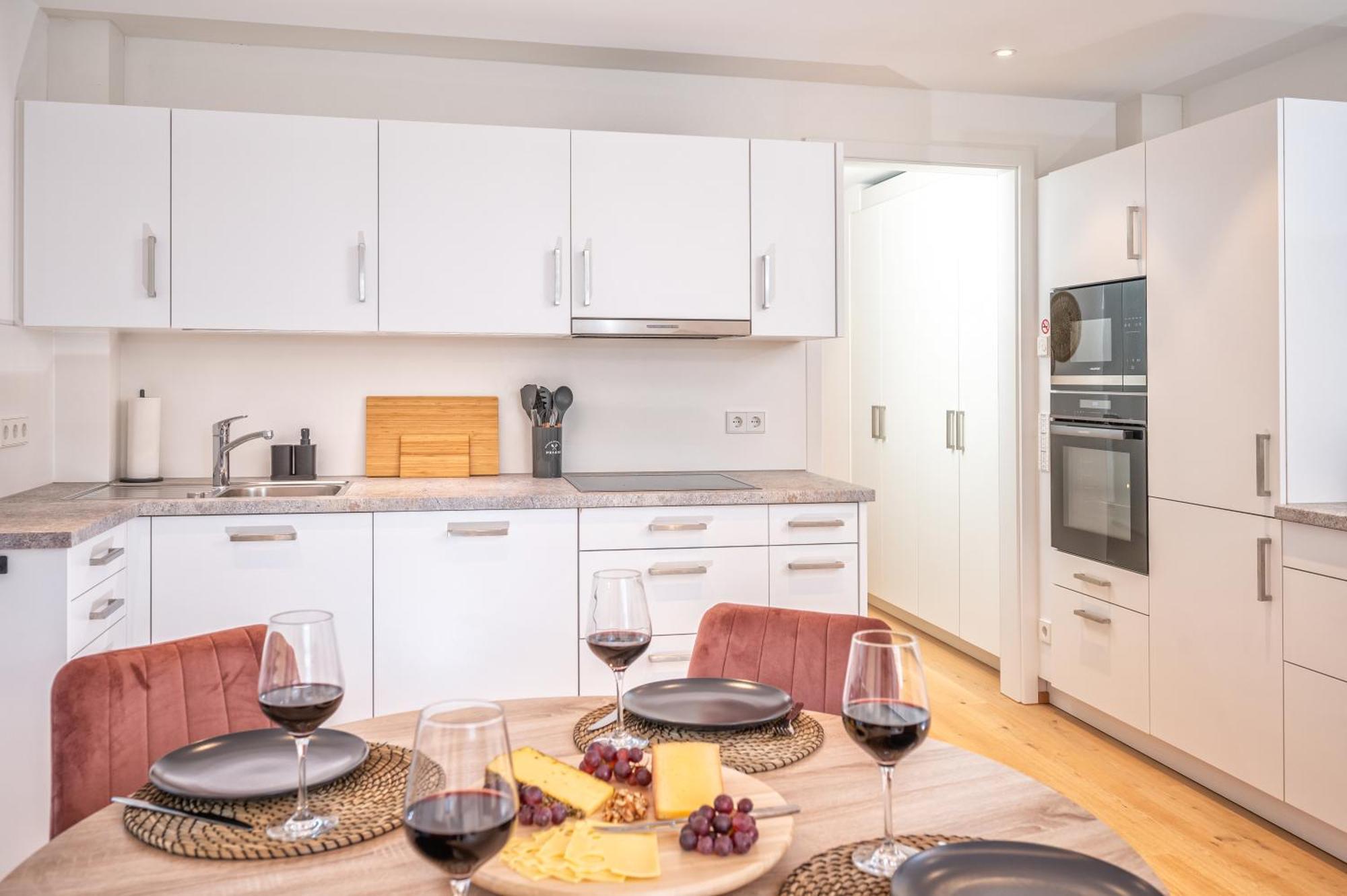Zirbenruhe: Zentral & Modern Mit Naturflair Appartement Oberstaufen