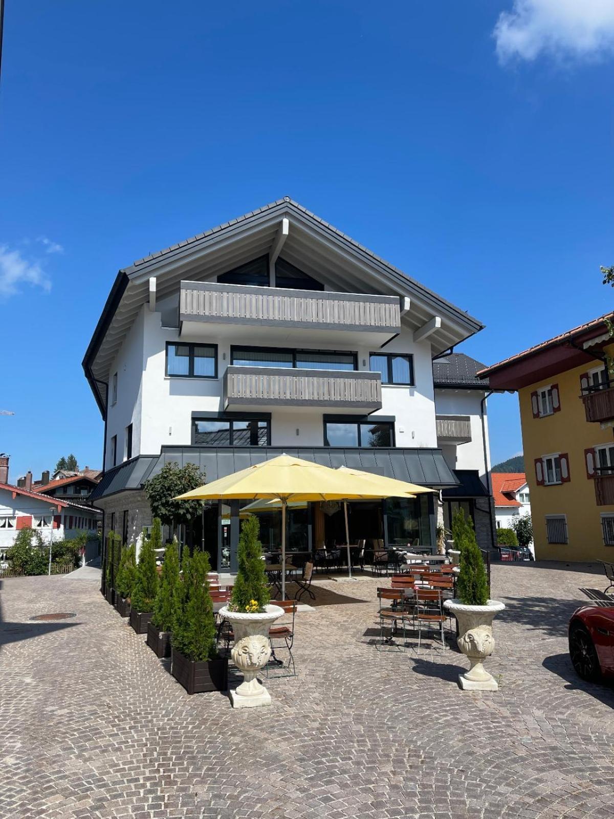 Appartement Zirbenruhe: Zentral & Modern Mit Naturflair Oberstaufen