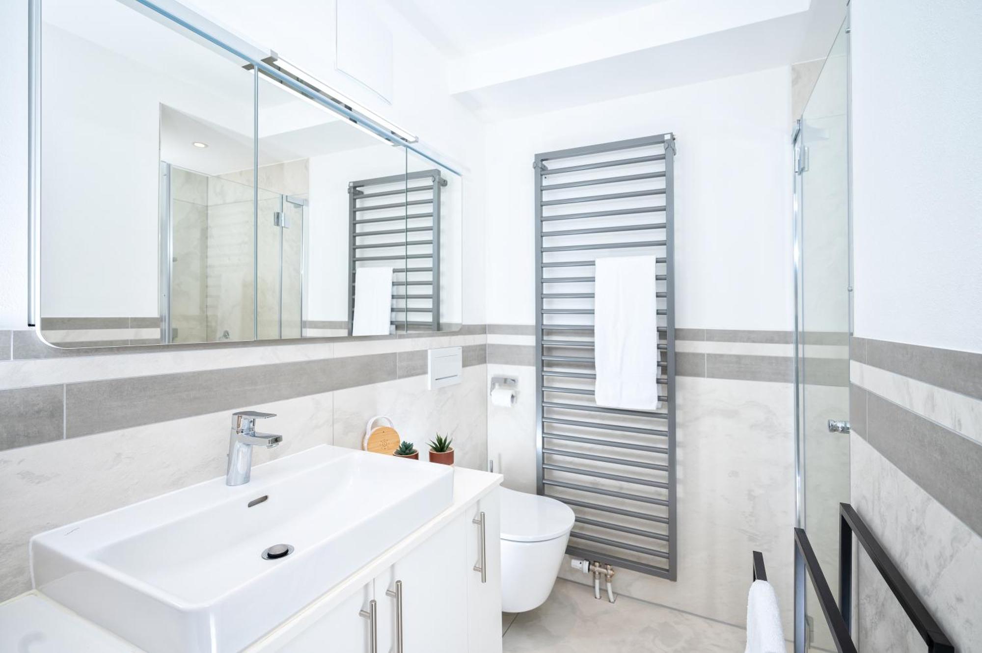 Appartement Zirbenruhe: Zentral & Modern Mit Naturflair Oberstaufen